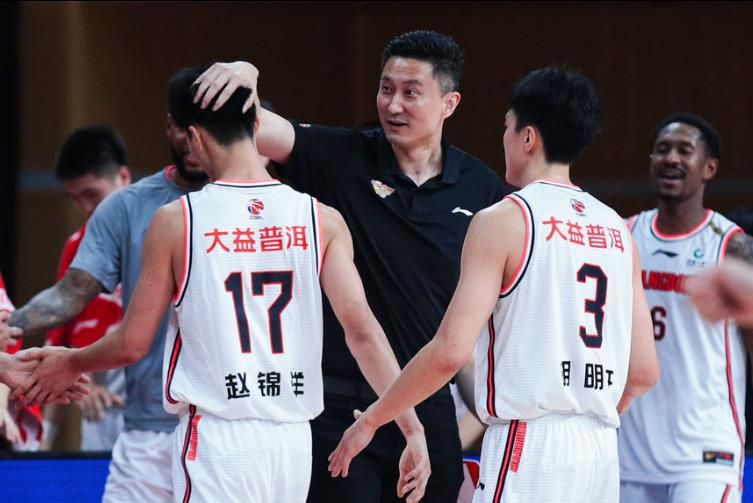 仙女美人被多人糟蹋h
